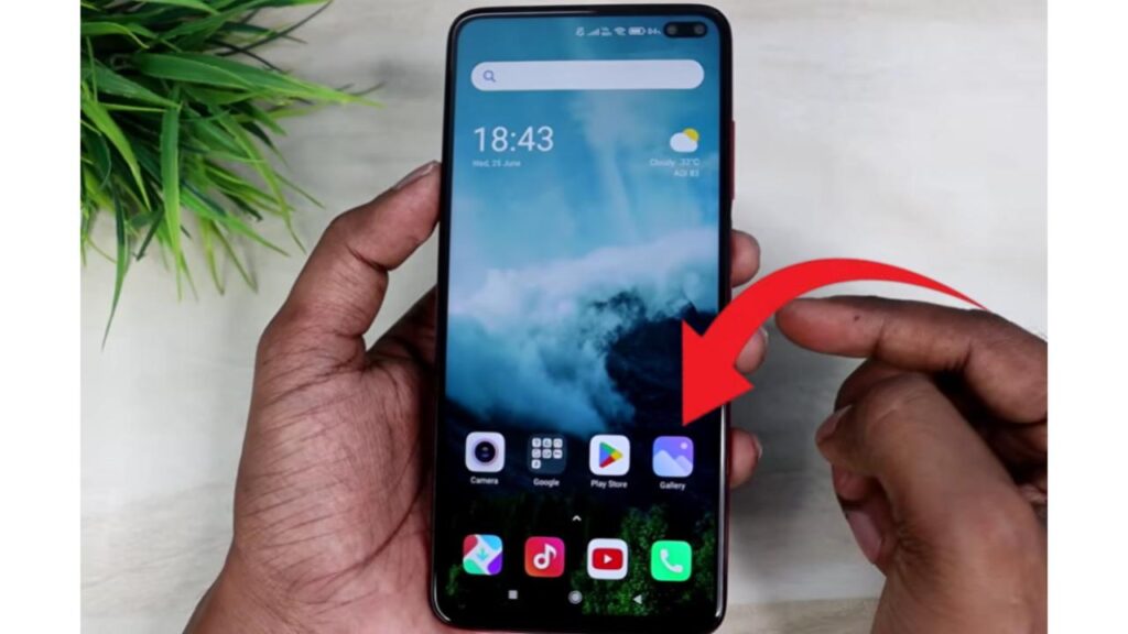 Deleted Photos Recovery: गलती से डिलीट हुई फोटो-वीडियो वापस चाहिए? फोन से गायब हुआ डेटा रिकवर करने के ये हैं 3 सबसे आसान और फ्री तरीके