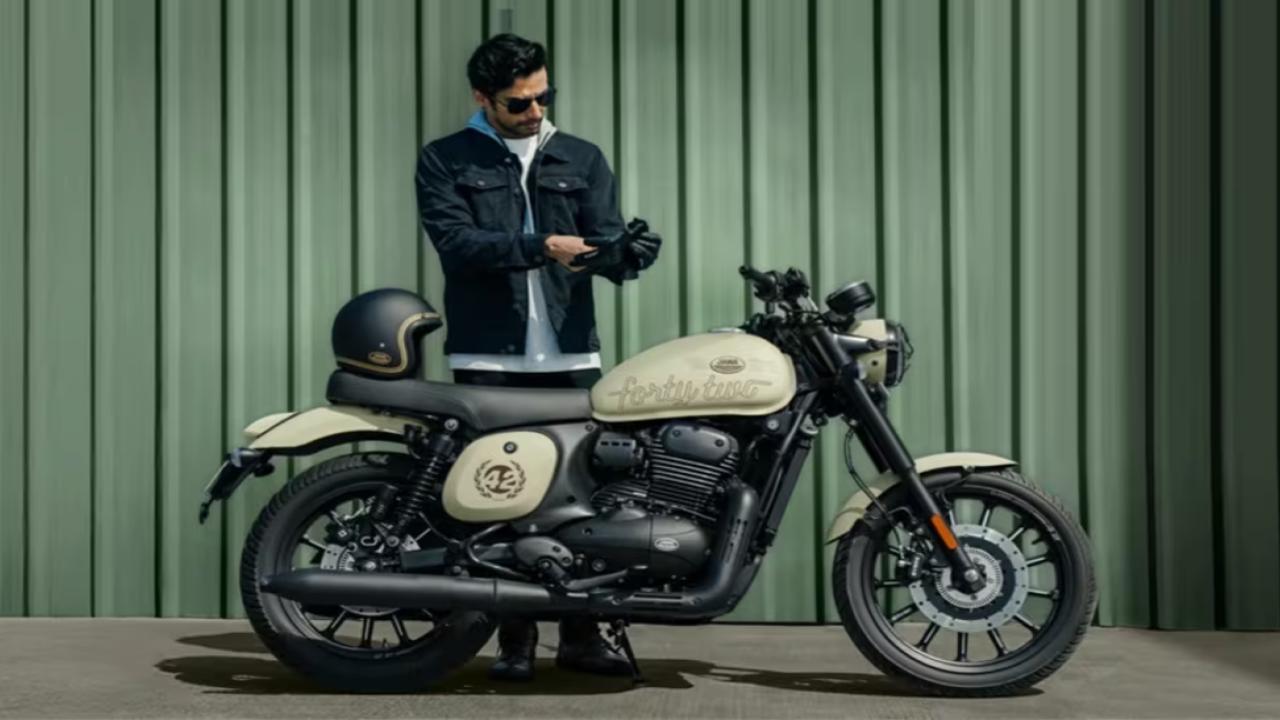 Jawa 42 Ivory Launch: रेट्रो-स्टाइलिश लुक वाली नई बाइक, Royal Enfield को देगी टक्कर